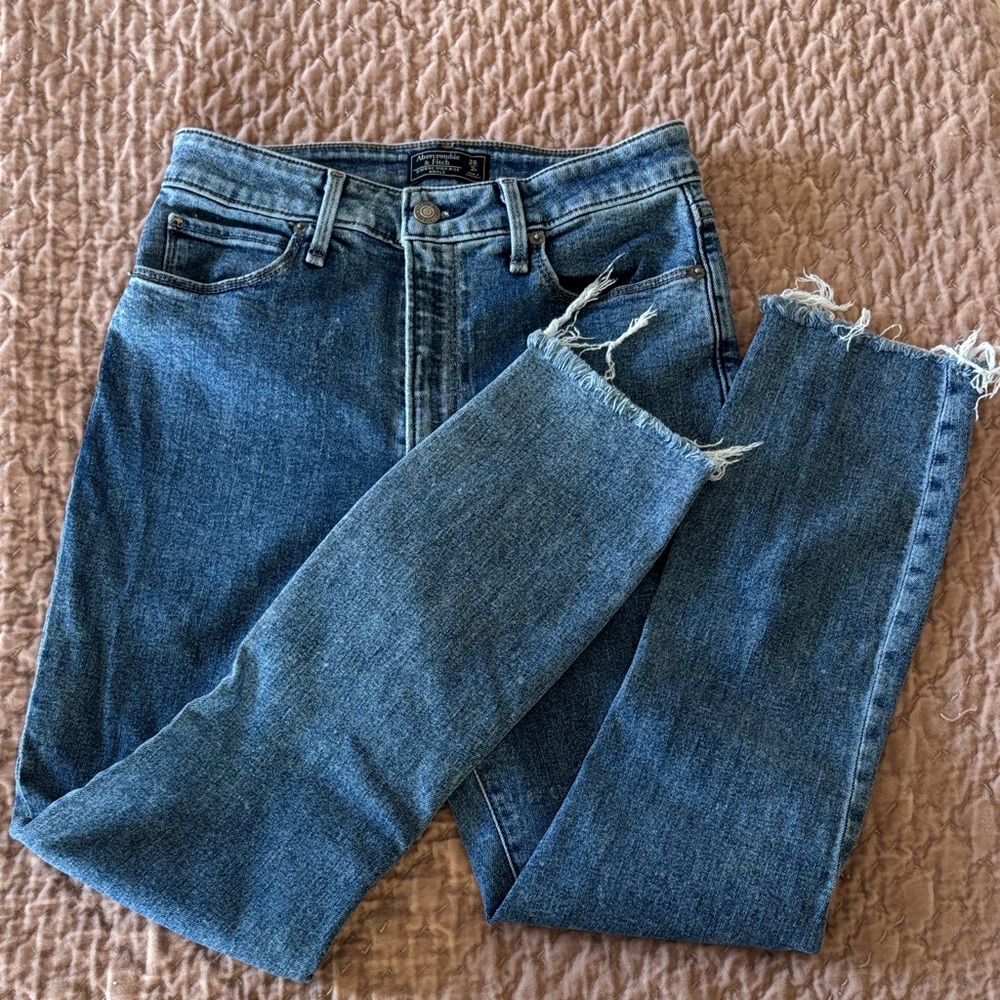 Abercrombie & Fitch Medium Blue Raw Hem Ankle Jeans